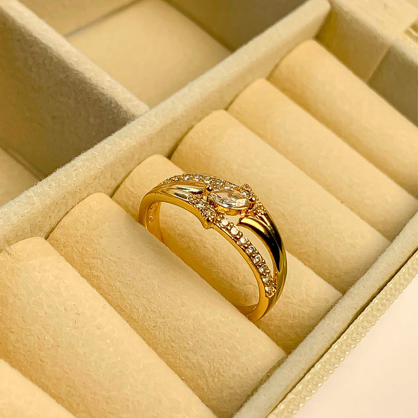 Golden Split-Shank Marquise Zircon Ring